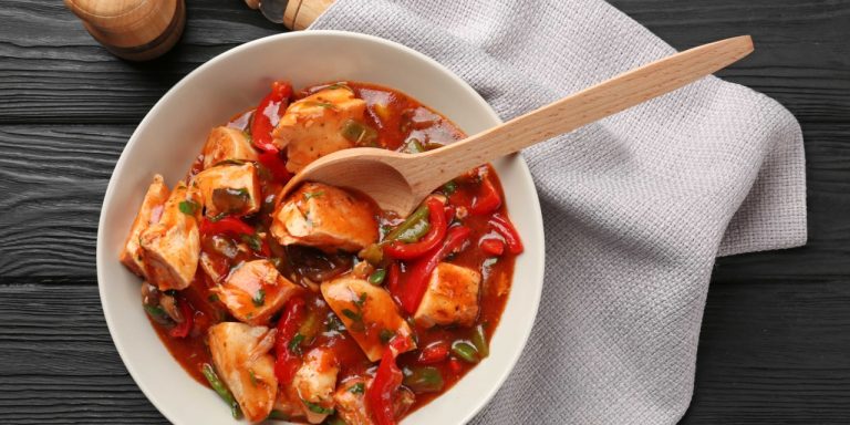 Elke chef-kok kent dit recept. De saus is zo lekker dat ik hem met een lepel uit de pan eet.