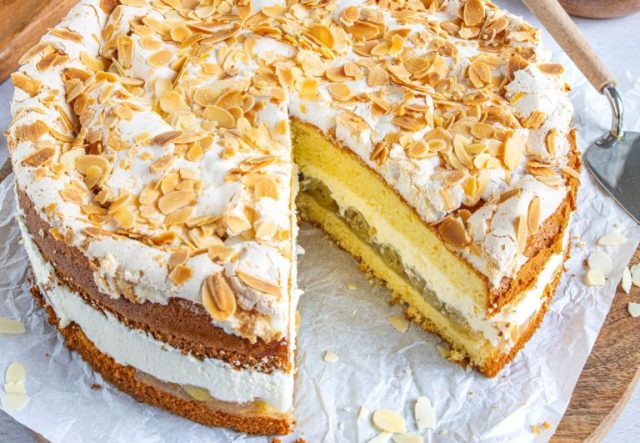 Mijn nieuwe herfstfavoriet: appelwijntaart met knapperige amandelbodem
