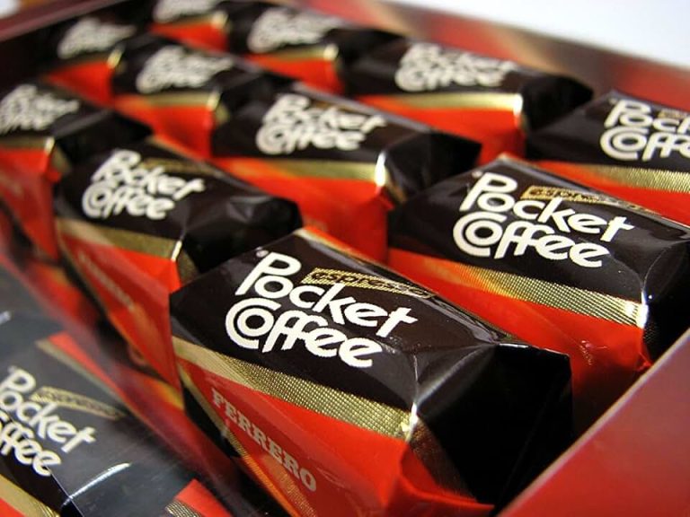 “Ik had zin in Pocket Coffee, maar die zijn hier nergens te vinden”: 35-jarige maakt een reis van 24 uur (en geeft 150 euro uit) om haar favoriete chocolaatjes te kopen