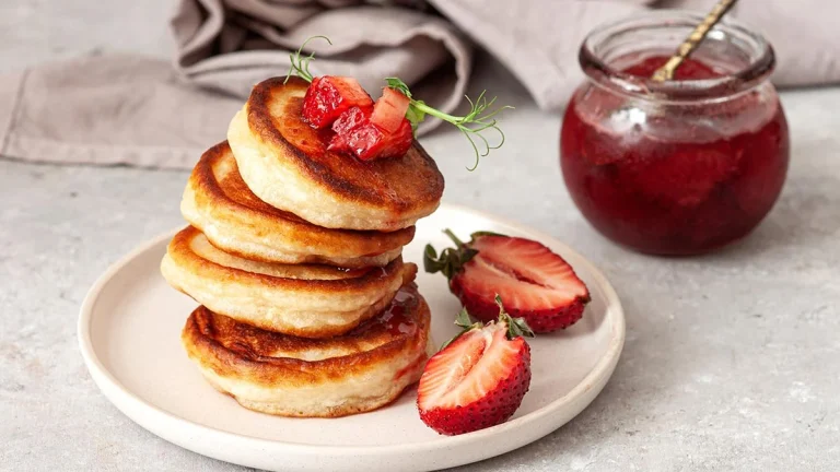 Ik eet dit zoete ontbijt zonder schuldgevoel. Ook jij zult deze snelle pannenkoekjes heerlijk vinden