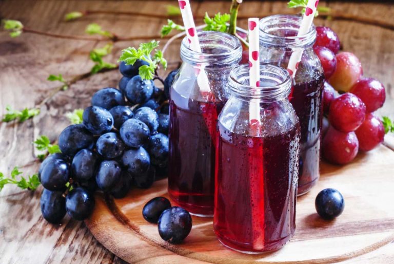 Geen jam of sap. Van donkere tuindruiven maak ik dit wonder in potjes, en in de winter bedank ik mezelf
