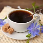 In de naoorlogse periode was het de koffie van de armen: vandaag wordt het door experts aanbevolen als gezond alternatief