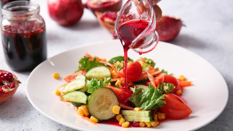 Een geheim ingrediënt maakt saladedressing echt lekker