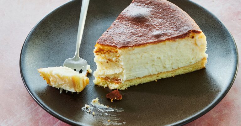 Recept voor zoete kaastaart. Hoe maak je een dessert met een luchtige textuur