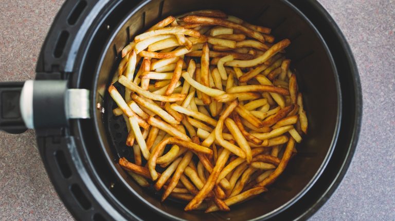 Perfecte frietjes zijn makkelijker dan je denkt: gebruik de Airfryer zo