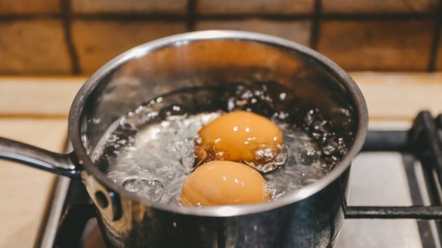 De meeste maken een fout bij het koken van eieren. Ze verliezen alle voedingswaarden