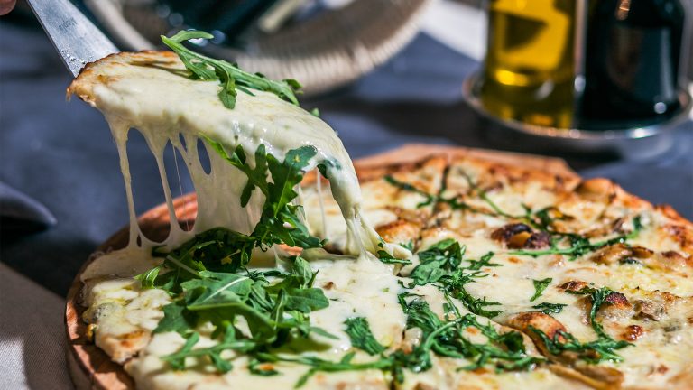 Een populair alternatief voor tomatensaus. Een van de beste pizza’s die ik ooit heb gegeten