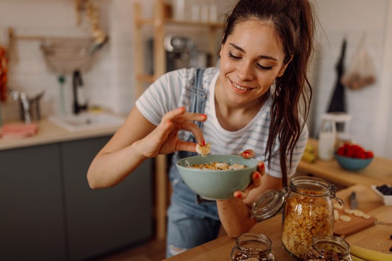 Dit is het beste ontbijt voor je darmen: het breekt vet af en is ook nog eens lekker