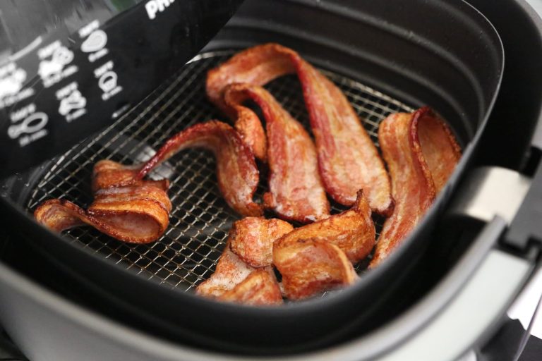 Airfryer-truc die je moet kennen: bekijk het perfecte gebakken spek in de airfryer