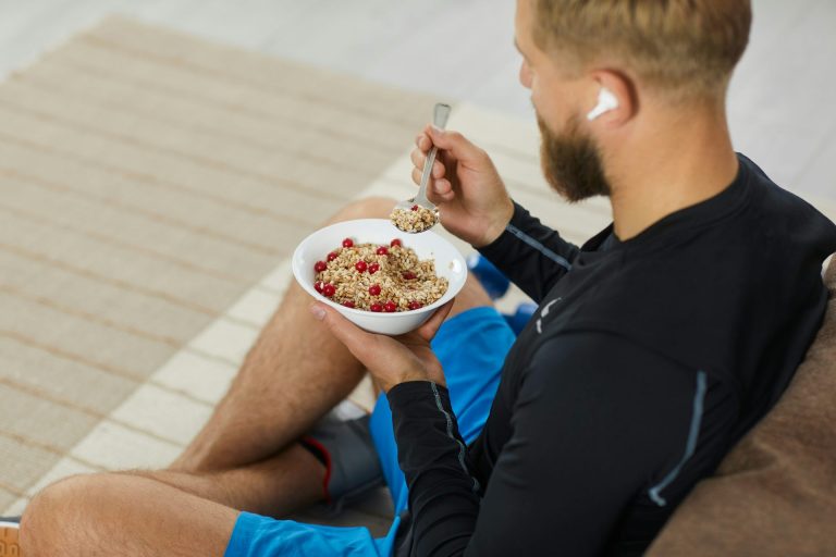 Drie ingrediënten, 10 minuten en het ontbijt van kampioenen is klaar. Voor een beter welzijn, figuur en gezondheid