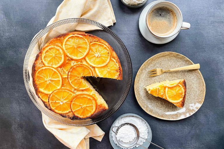 Zonder bloem of suiker en ideaal bij de koffie: sinaasappelcake met een heel eenvoudig recept