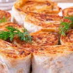 Ik neem gehakt en lavash. Ik maak heel snel een lekkere lunch of avondmaaltijd klaar: het hele gezin is onder de indruk.