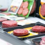 Een worst is een worst”. EU wil woorden die verband houden met vlees in vegetarische producten verbieden