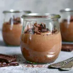 Een luchtige en smeltende chocolademousse dankzij een geheim ingrediënt dat we allemaal in huis hebben