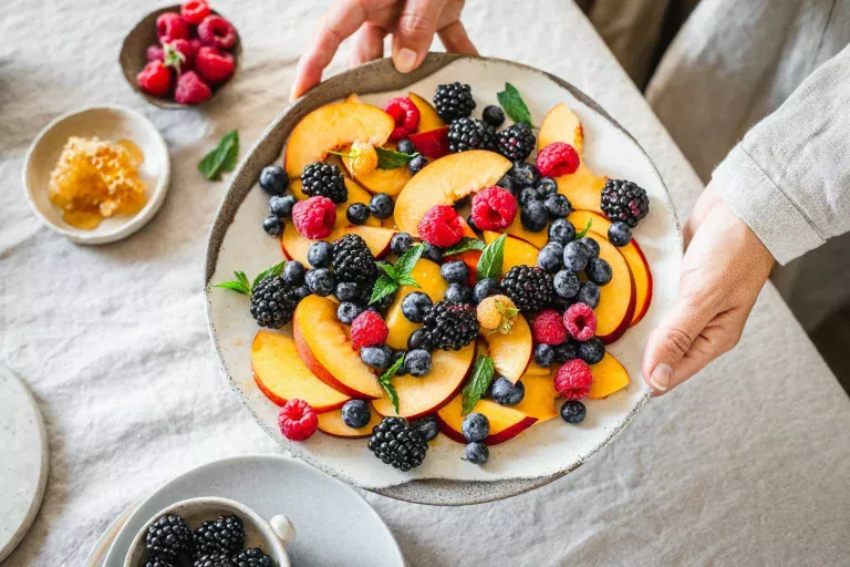 Dieet- en voedingsdeskundige Ángela Quintas: “Als je fruit als ontbijt eet, moet je veel ham op je toast doen”.