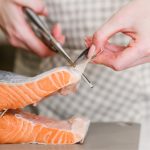 Dit is de giftigste vis ter wereld: hij heeft 70 parasieten en wordt in bijna elk huis gegeten.